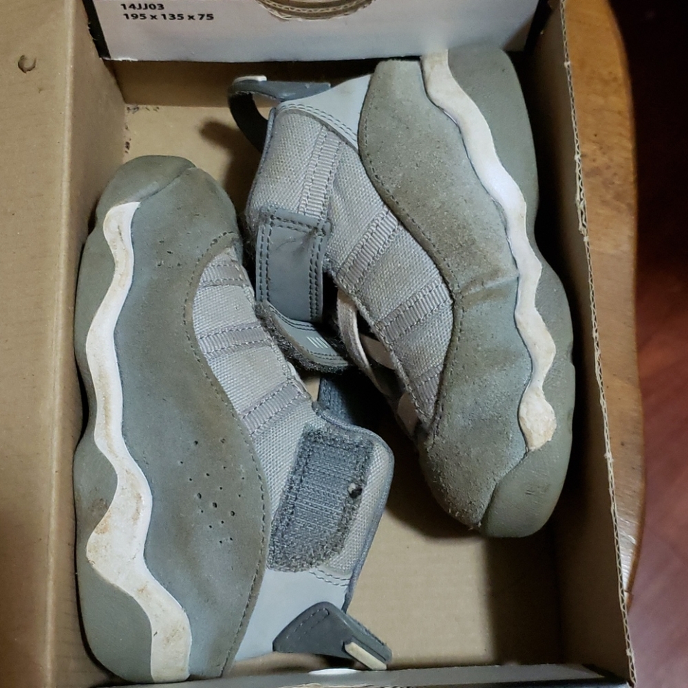 Jordan basketball shoes